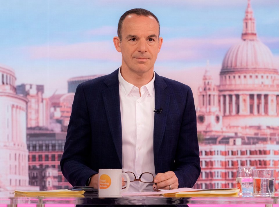 Martin Lewis has issued an energy supplier warning as fixed deals return