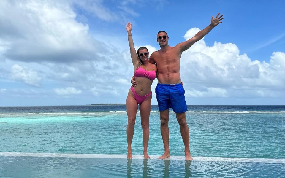 Inside Towie star Billi Mucklows luxury £1,900 a night Maldives holiday with Andy Carroll