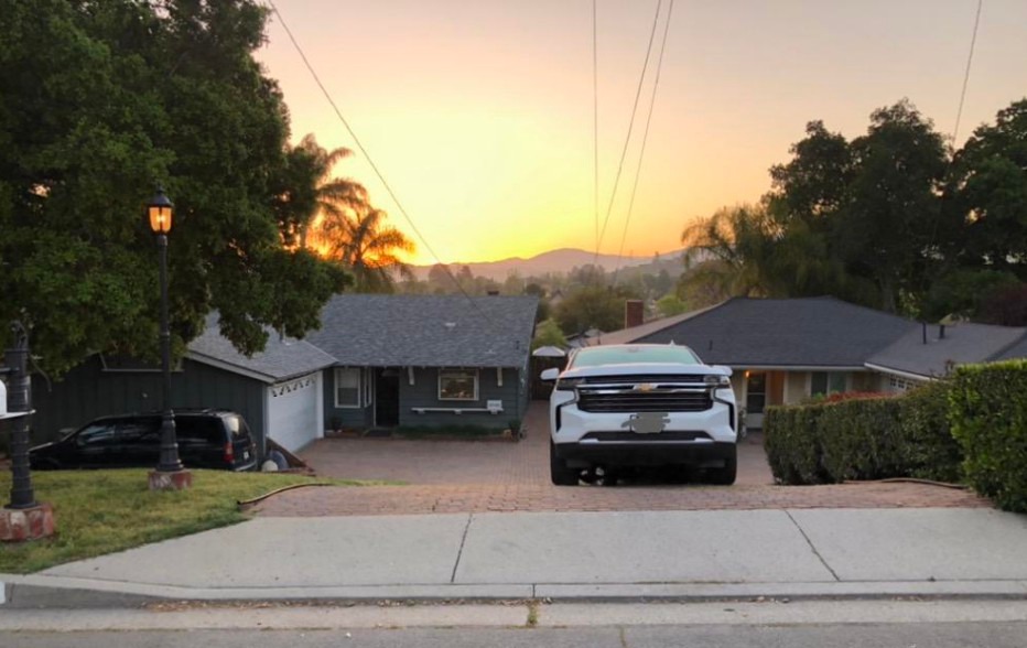 A homeowner claims that their neighbour is constantly blocking their double driveway, so they're going to fence it off - and everyone has said the same thing