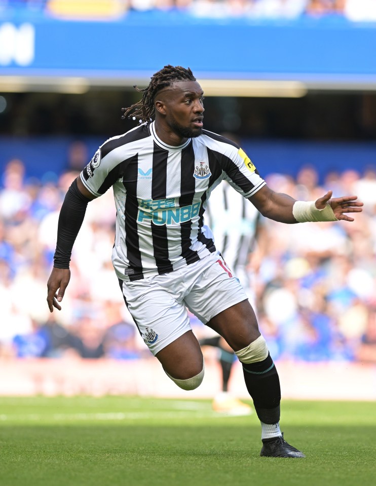 Fans are fearing that Allan Saint-Maximin could be leaving Newcastle this summer