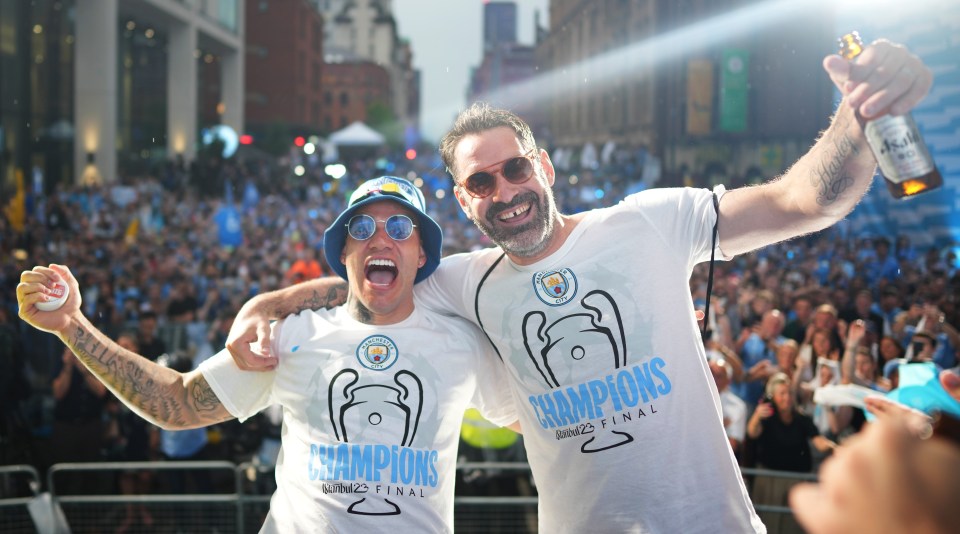 Ederson and Scott Carson posing in St Peter’s Square last night