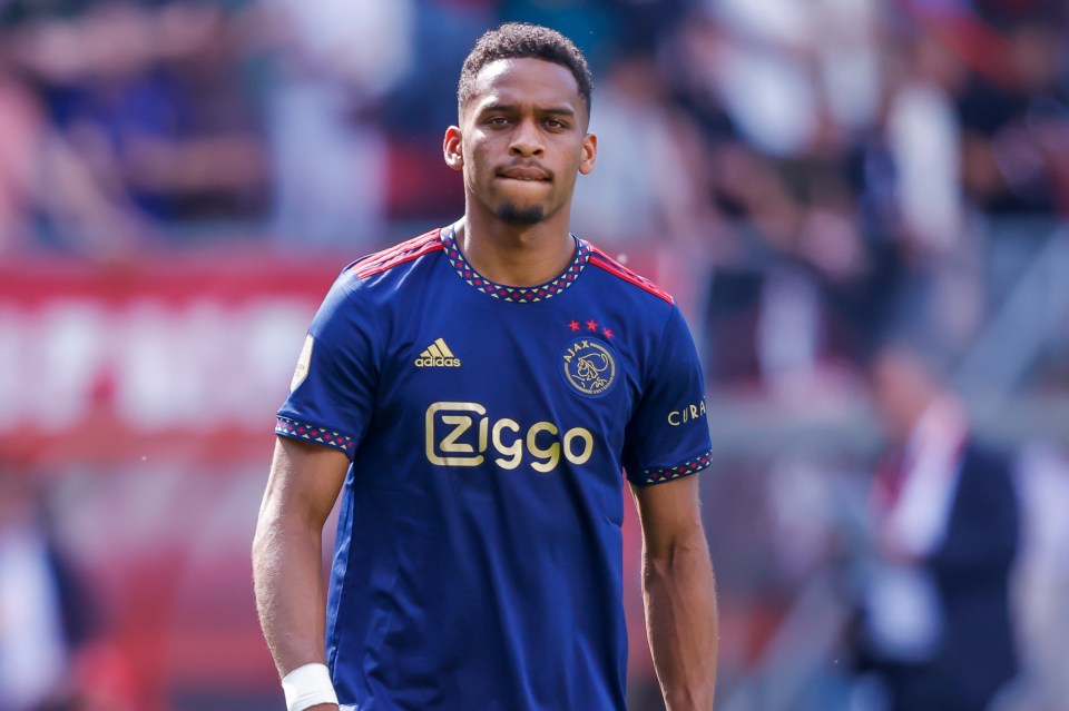 United tried and failed to sign Timber from Ajax last summer