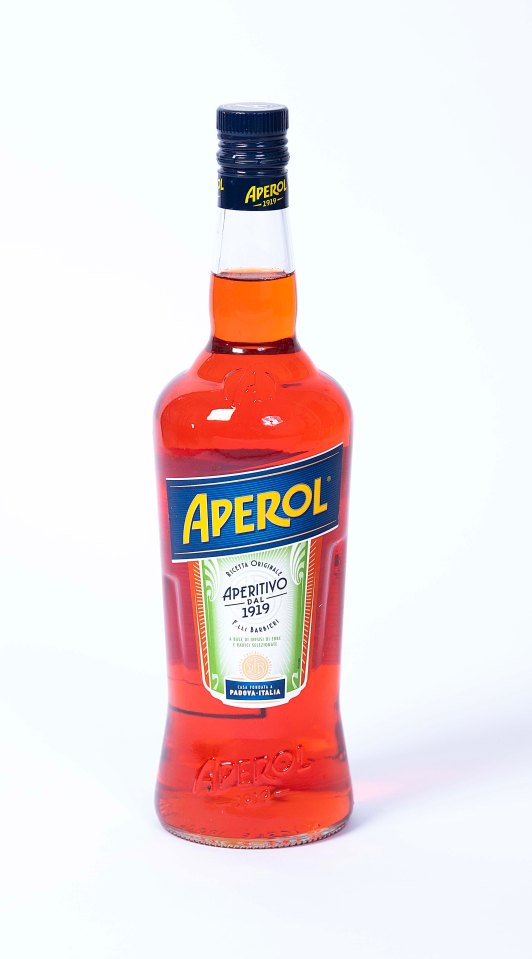 The taste of Aperol is bittersweet while refreshing and also goes down like a treat