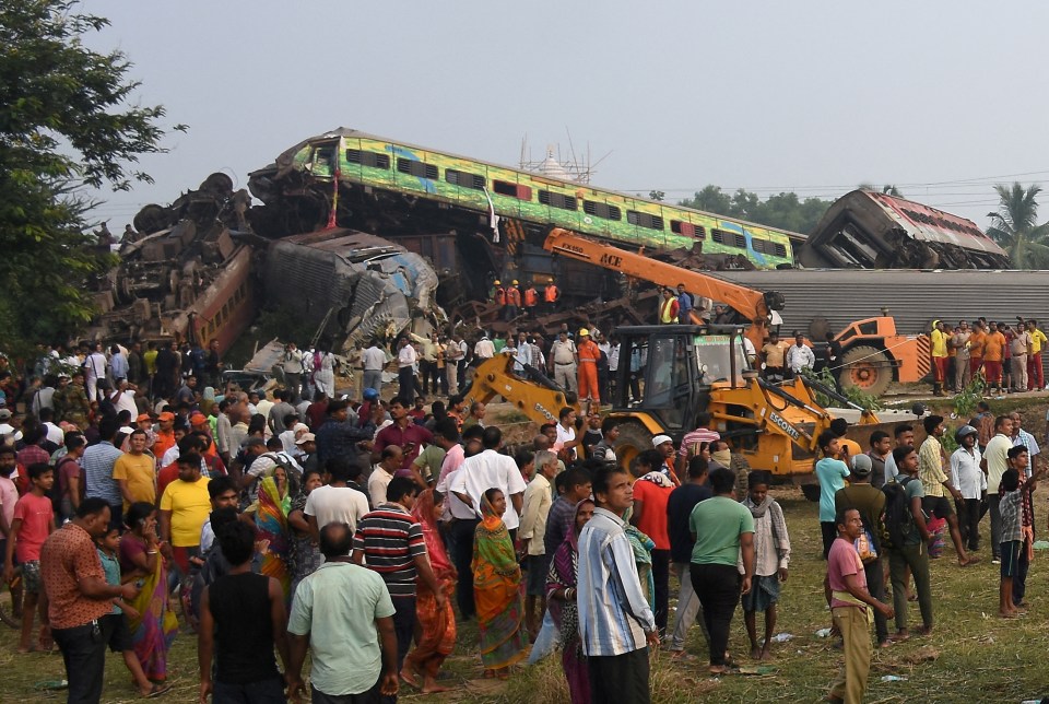 Crowds of people could be seen at the wreckage on Saturday