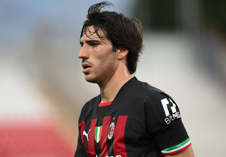 Newcastle are closing in on the transfer signing of Milan star Sandro Tonali