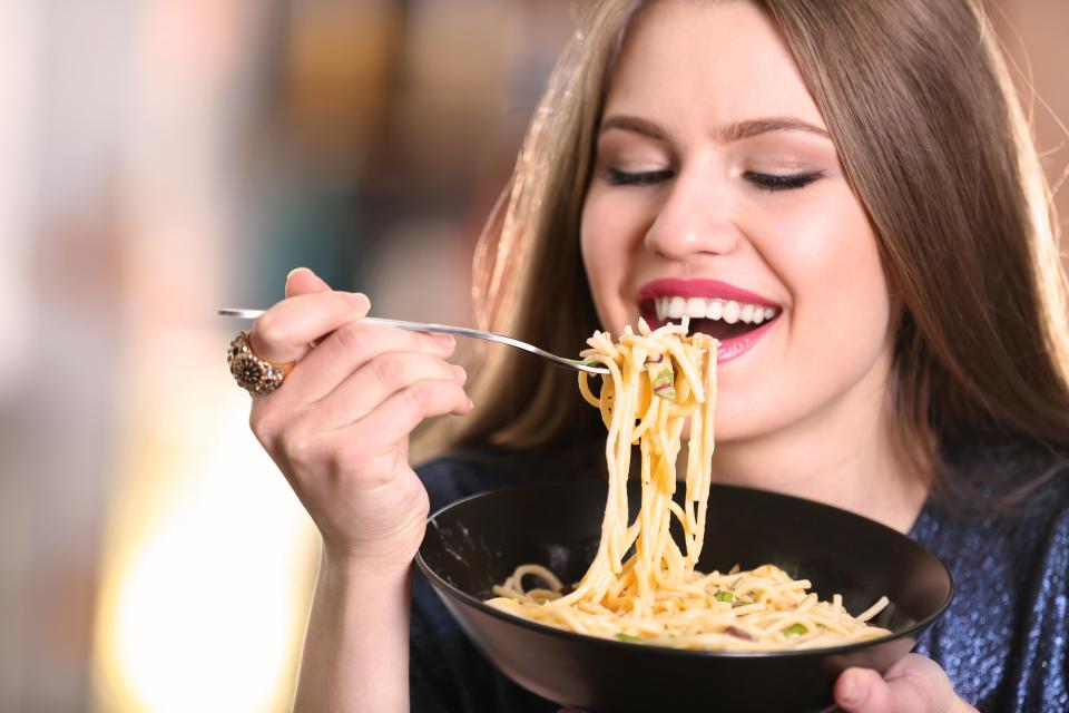 Eating carbs for lunch will make you feel sleepy