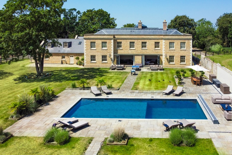 Dettori's jaw-dropping Newmarket mansion could be yours to rent for £15,000 a month