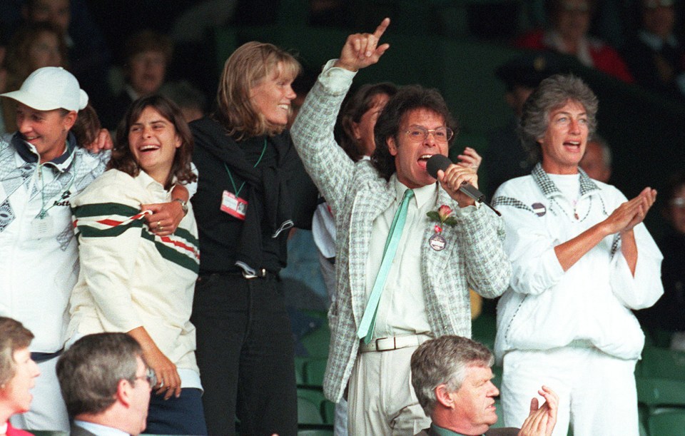 Cliff Richard gave stunned spectators a show while they waited for bad weather to clear up