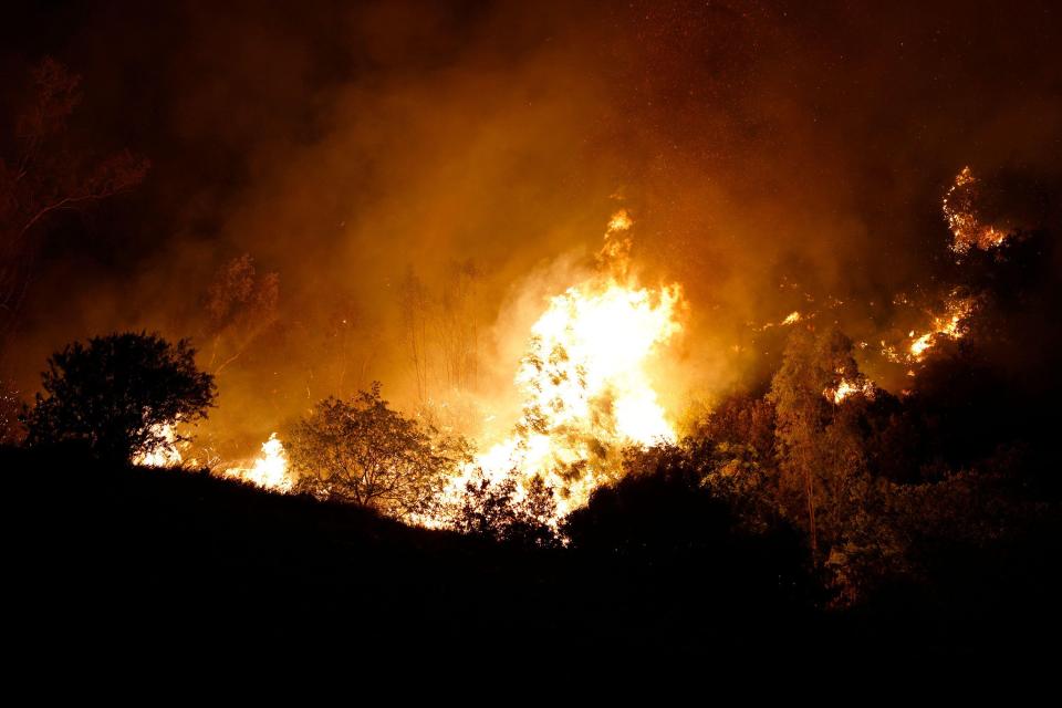 Fires continue to rage in Alcamo, Italy