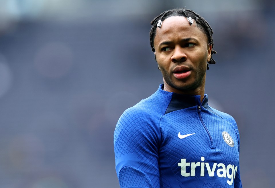 LONDON, ENGLAND - FEBRUARY 26: Raheem Sterling of Chelsea FC warms up ahead of the Premier League match between Tottenham Hotspur and Chelsea FC at Tottenham Hotspur Stadium on February 26, 2023 in London, England. (Photo by Chloe Knott - Danehouse/Getty Images)