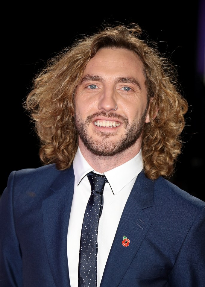 Seann Walsh has to play background music during meals because he cannot face hearing people eat