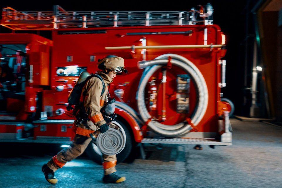 The national starting salary for a fireman is £24,191 a year.