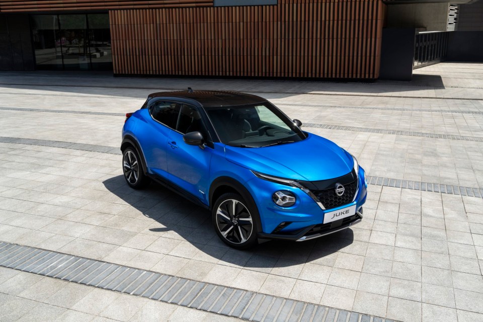 On the inside, the Juke offers a Nissan Connect 8’ touchscreen entertainment system