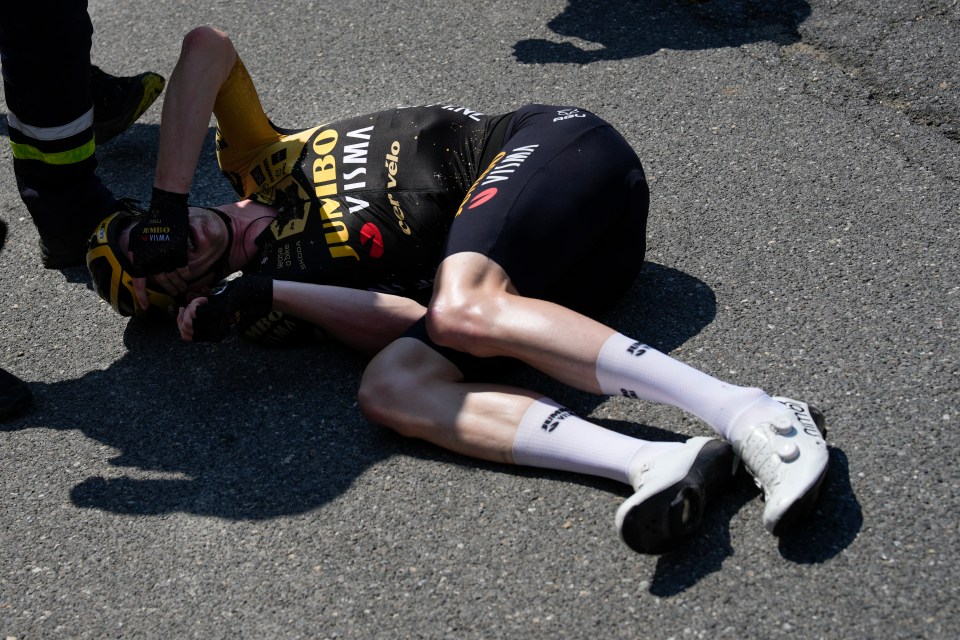 Nathan van Hooydonck started the pile-up after losing his balance at the front of the pack