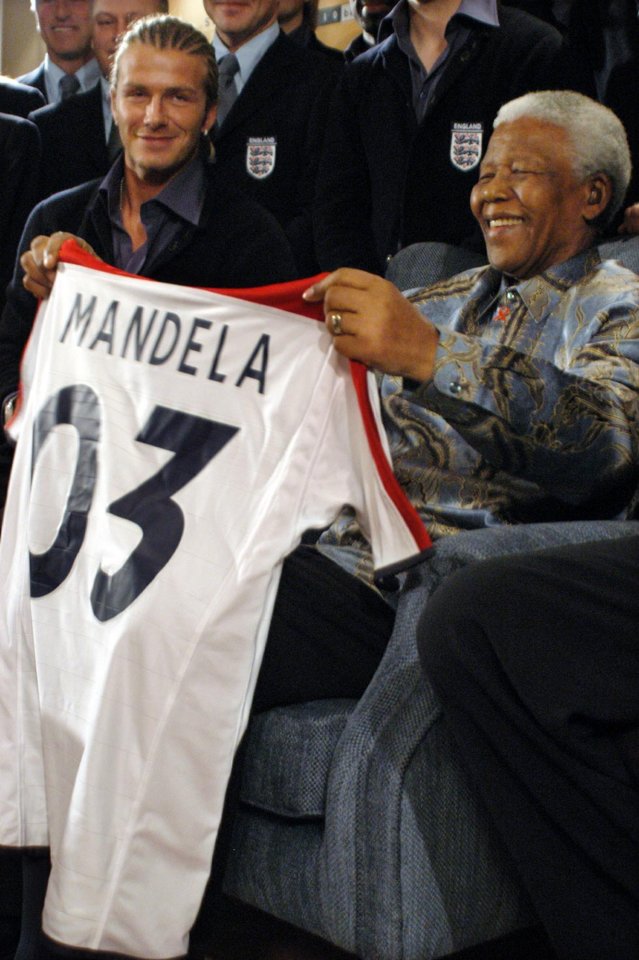 The former England captain donned the Cornrows ahead of a meeting with Nelson Mandela in 2003