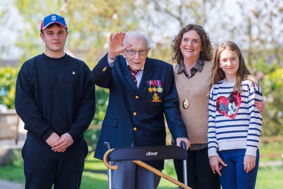 Hannah with her celebrated dad Captain Tom and her two children, Benji and Georgia