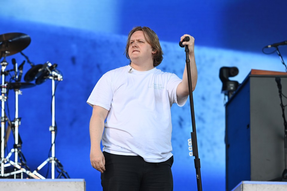 Lewis Capaldi couldn’t resist getting up on stage to cheer on his pals The Vamps at Kew Gardens