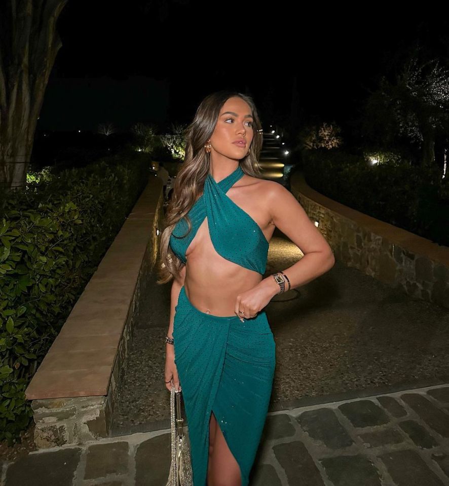 Love Island star Anna May Robey looked incredible as she went braless in a revealing co-ord on holiday