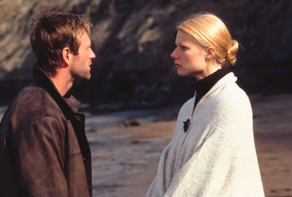 Aaron Eckhart and Gwyneth Paltrow filming by the shore at Runswick Bay for the 2002 movie Possession