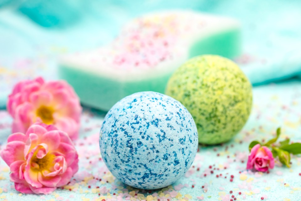 Instead of forking out for bath bombs, Kathryn advised to add some essential oils to your bath