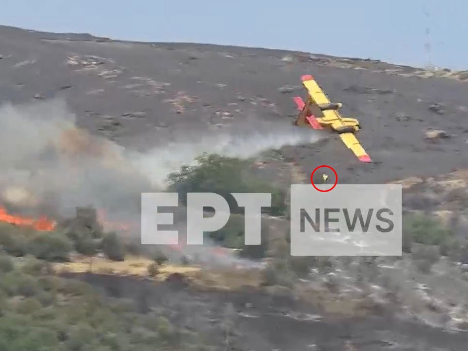 Horror footage shows a firefighting plane crashing in Greece