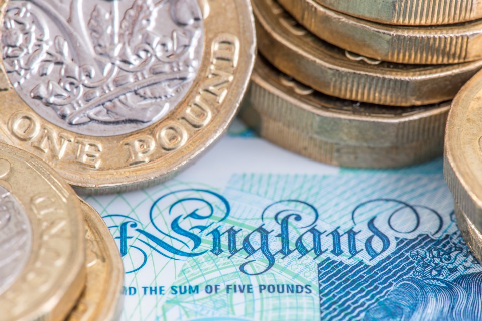 Halifax is offering new customers a switching bonus worth up to £225