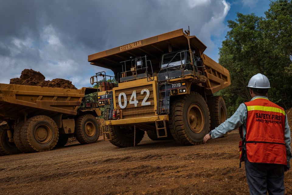 Recruiters are looking for new workers to join the mining industry, and jobs can pay hundreds of thousands of pounds