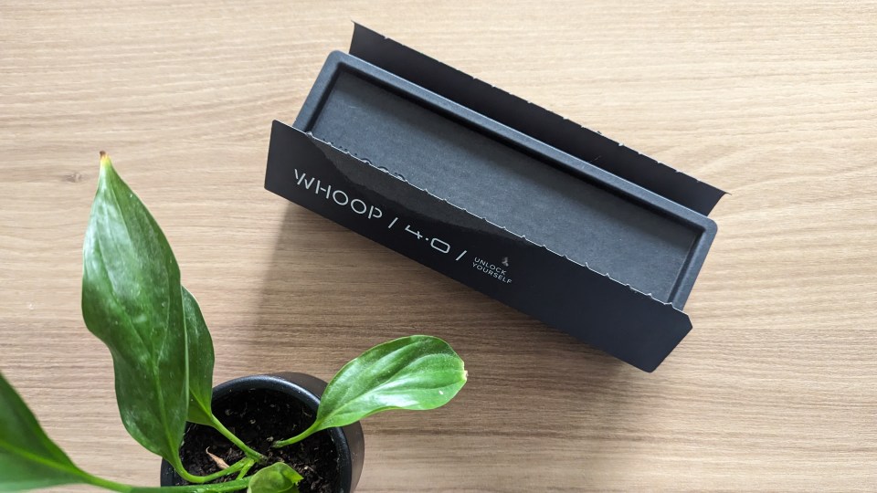 The WHOOP 4.0 arrives in a minimalistic black box