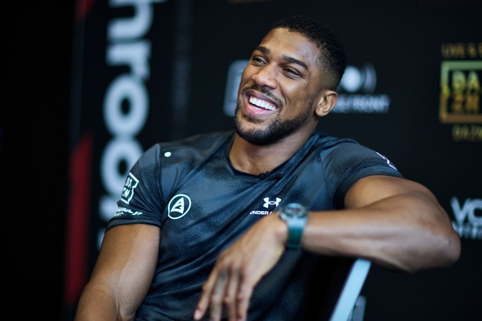 Anthony Joshua will take on Robert Helenius this weekend