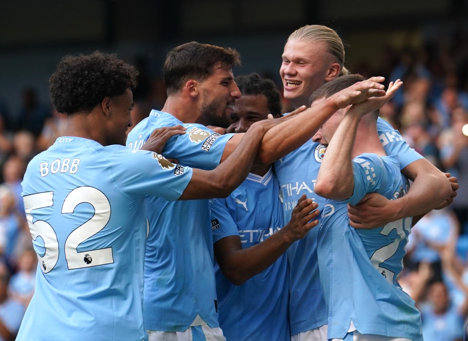 Manchester City defeated Fulham to extend their perfect start