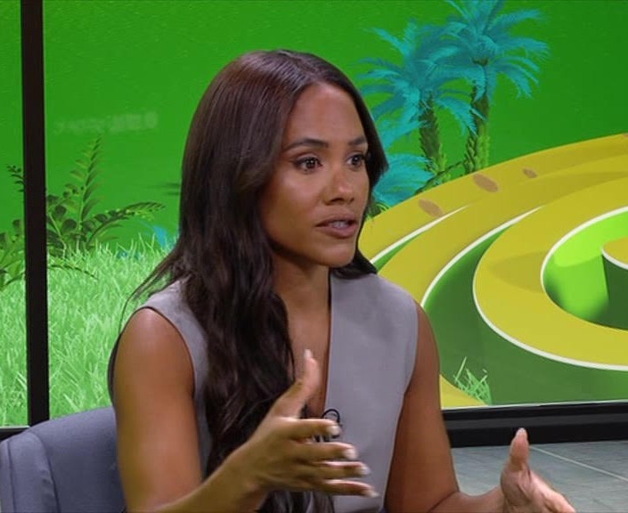 BBC Sport's Alex Scott has dazzled fans with her outfits