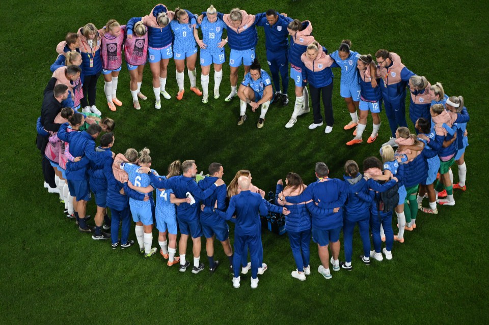 Wiegman got her team in a huddle after the match