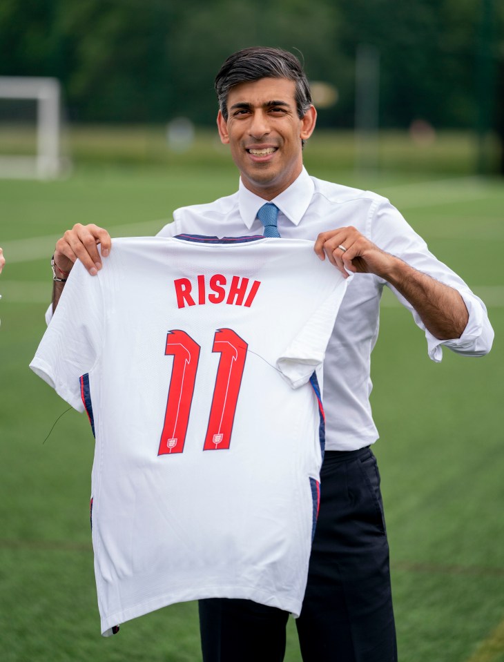 Rishi Sunak said: ‘Having fought back from the brink to draw the Ashes, it’s time to finish the job’