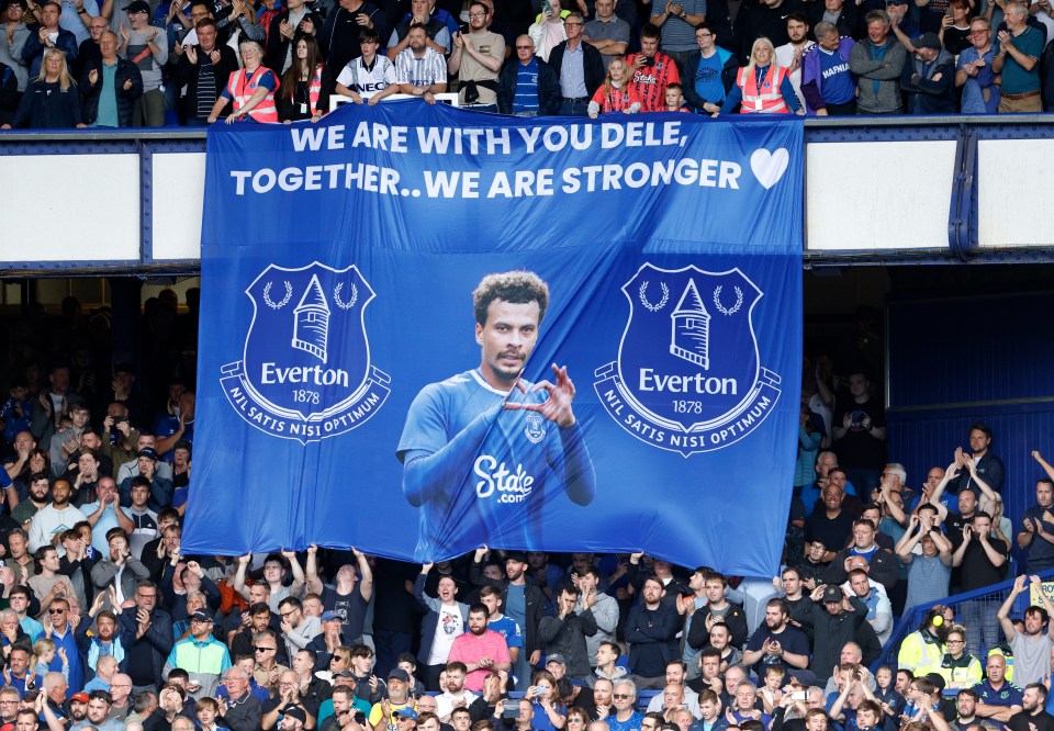 Everton fans unveiled a banner in support of Dele Alli