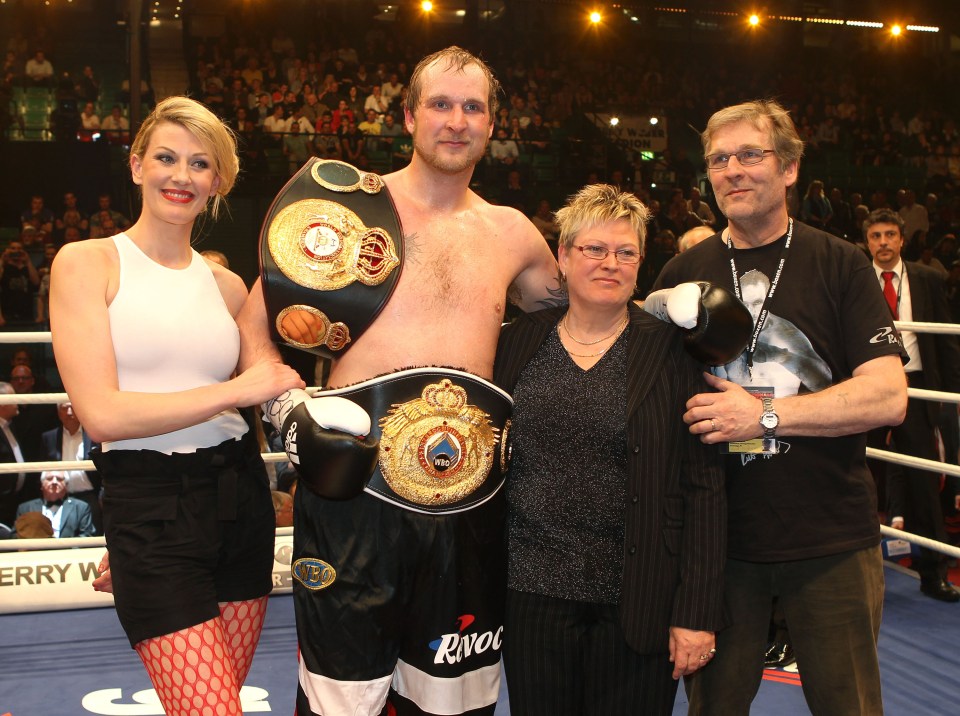 Sandra, left, regularly attends Helenius' fights