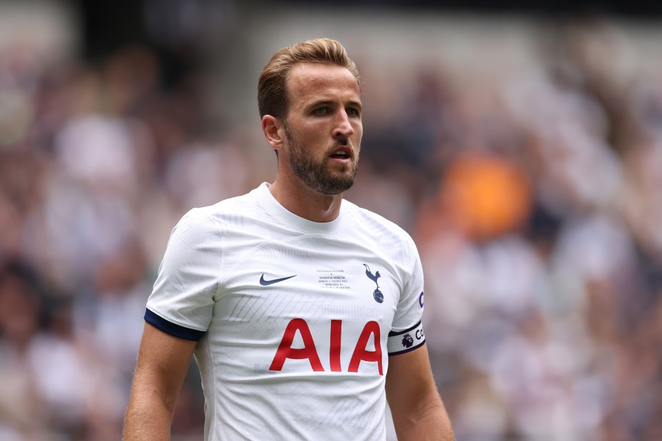 Tottenham have accepted a bid for striker Harry Kane