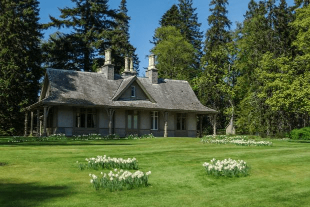 Kate and William have a secret home, Tam-Na-Ghar cottage, on the Balmoral Estate