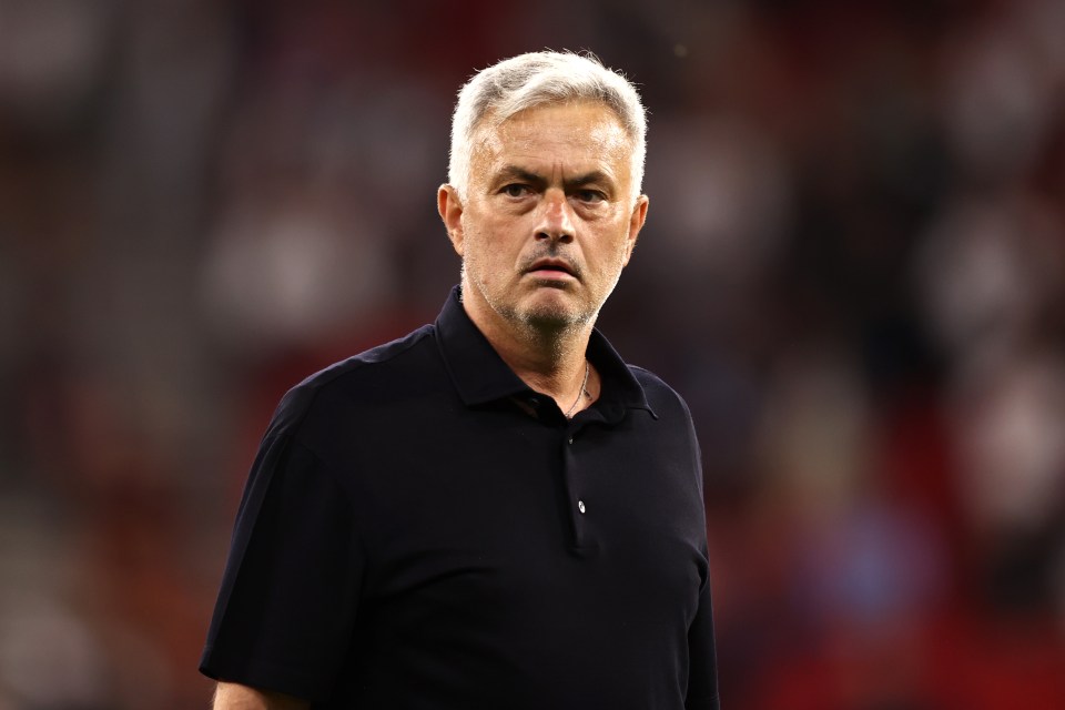 AS Roma boss Jose Mourinho has also reportedly ruled out any interest