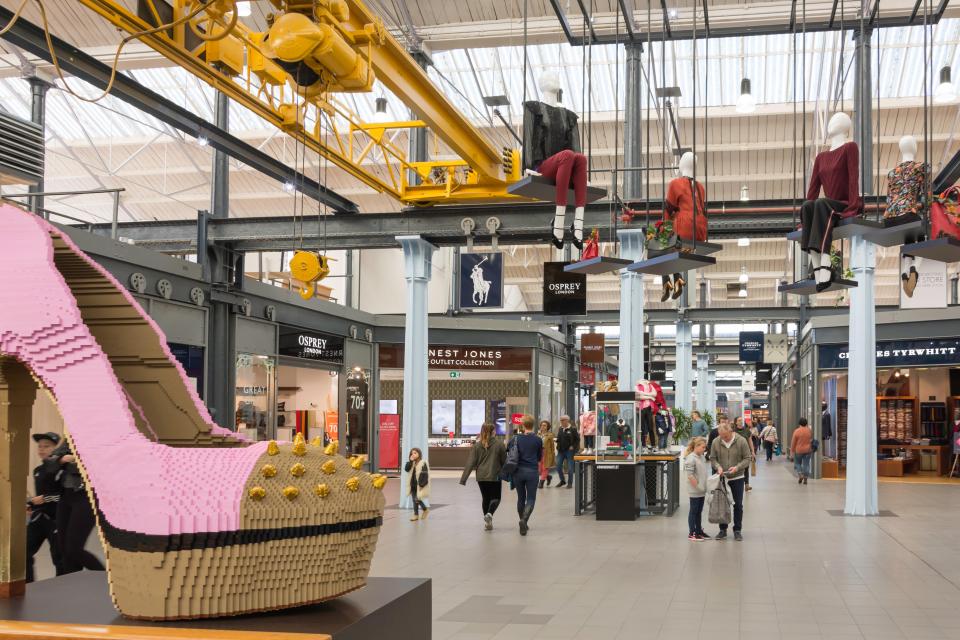 Swindon Designer Outlet has been slammed for an eyesore pile of rubbish