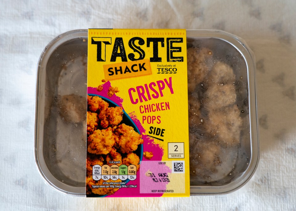 Tesco, £3. Per serving (half pack) – 147 kcal (7%), 7g fat (10%)