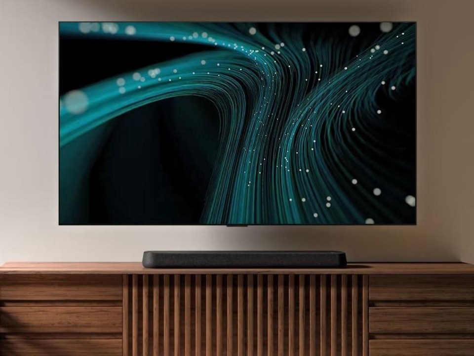 Give your home entertainment an overhaul with this superb LG deal from Currys