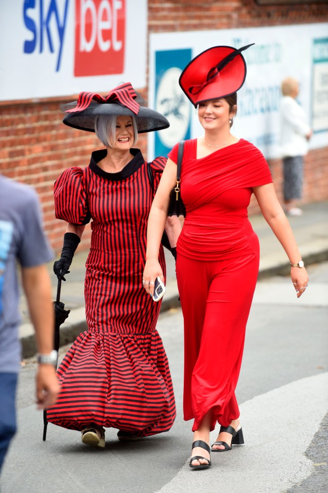 These women painted York Racecourse red as they arrived for a day of fun in unmissable ensembles