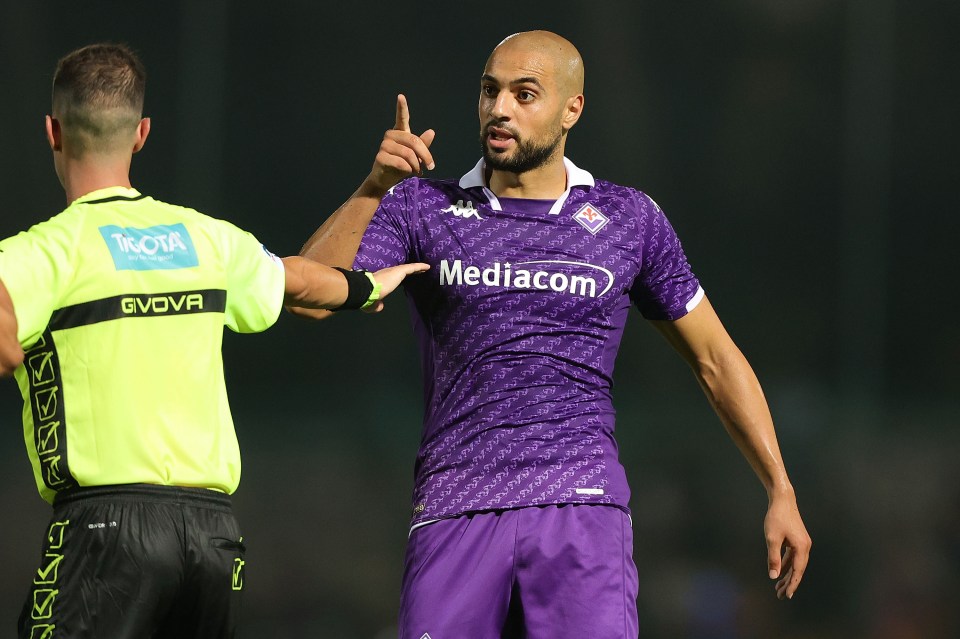 Man Utd fans are demanding that they sign Fiorentina star Sofyan Amrabat