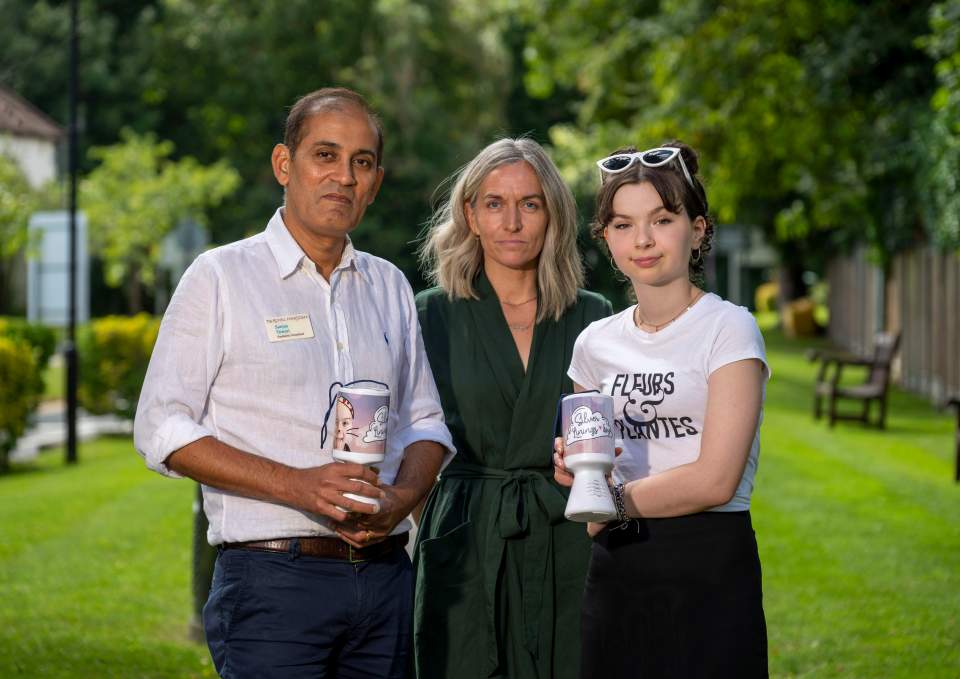 Issy Martin with her consultant Dr Sanjay Tewari and her mum, Annie Hughes