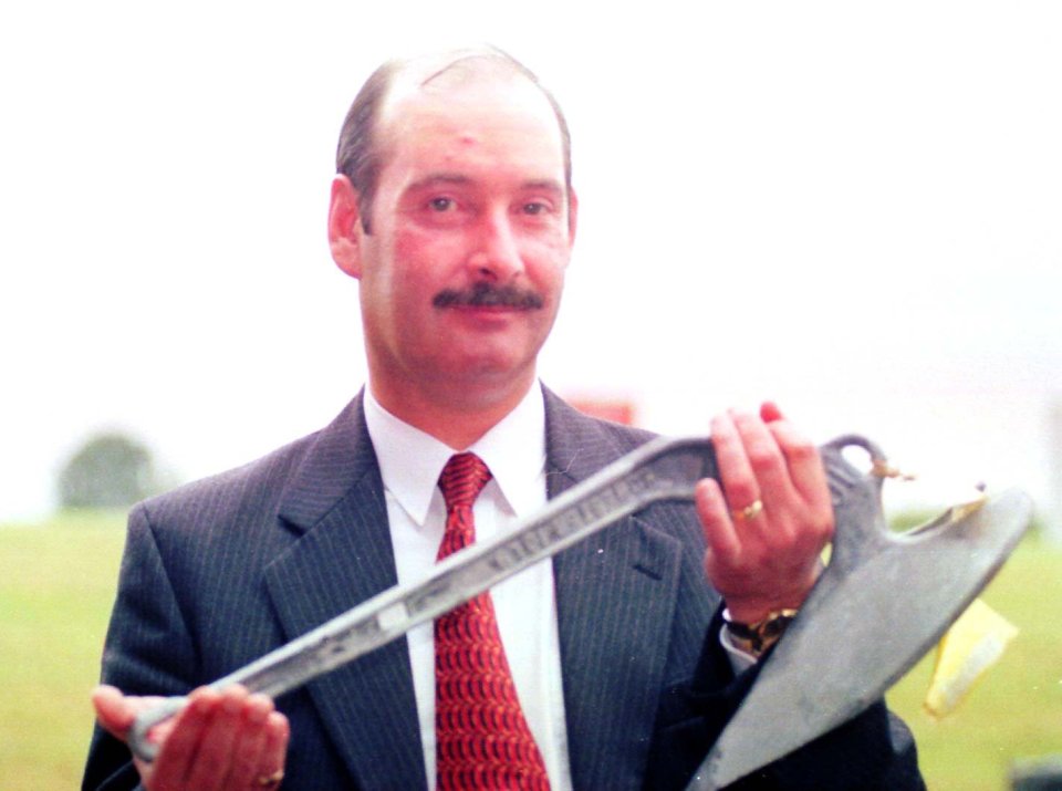 Superintendant Phil Sincock of Devon and Cornwall Police with the anchor that weighed down Platt