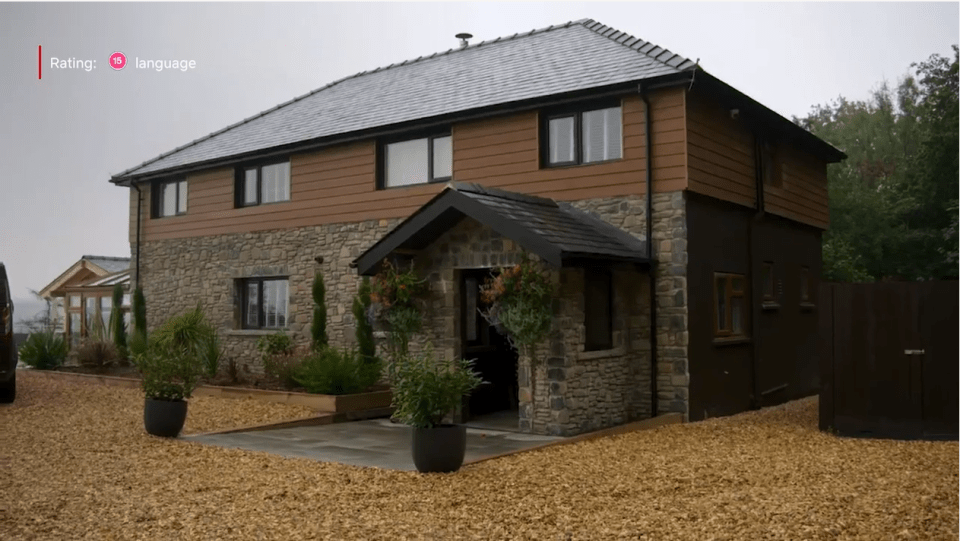 Forest View Retreat is a luxurious lodge in the Welsh capital