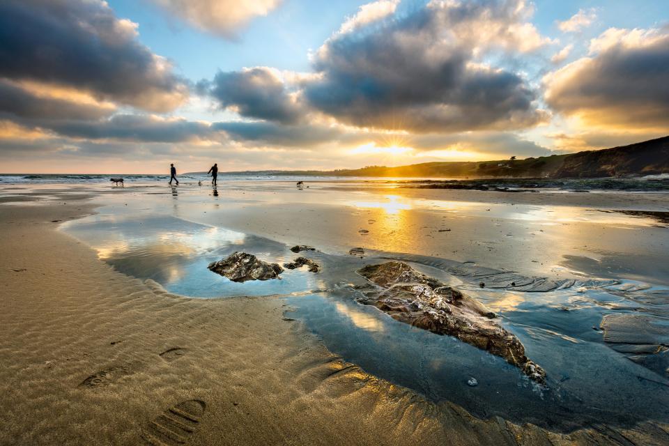 The beaches near to Veryan are secluded and have clear waters