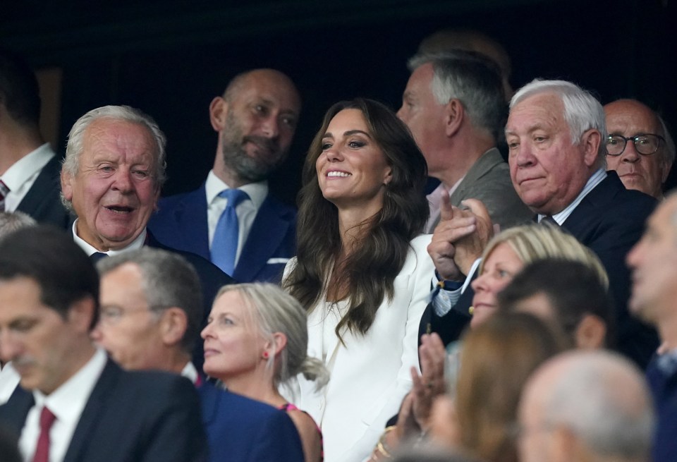 The royal, 41, joined thousands of expecting fans at the Stade Vélodrome in France