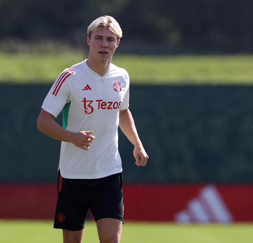 Rasmus Hojlund is fit to face Arsenal this weekend