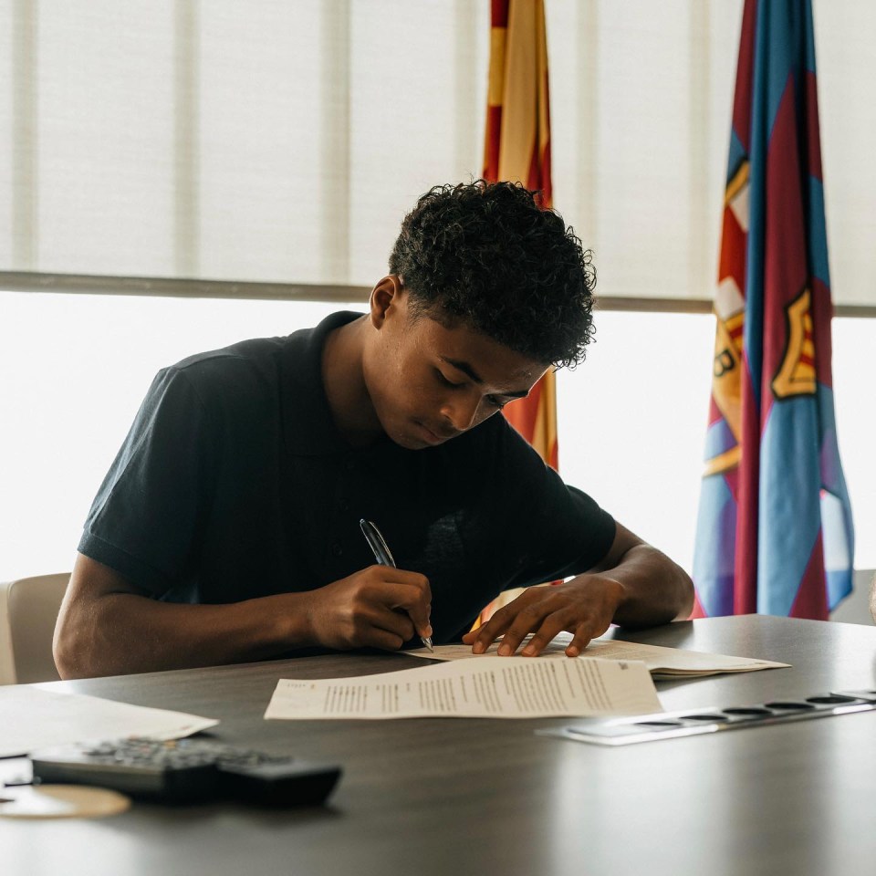 Shane Kluivert has signed for Barcelona